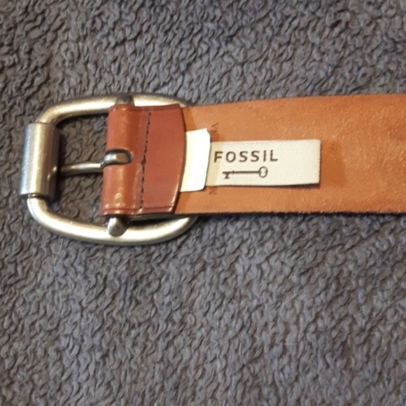 Fossil Genuine Leather Belt EUC - Picture 2 of 3